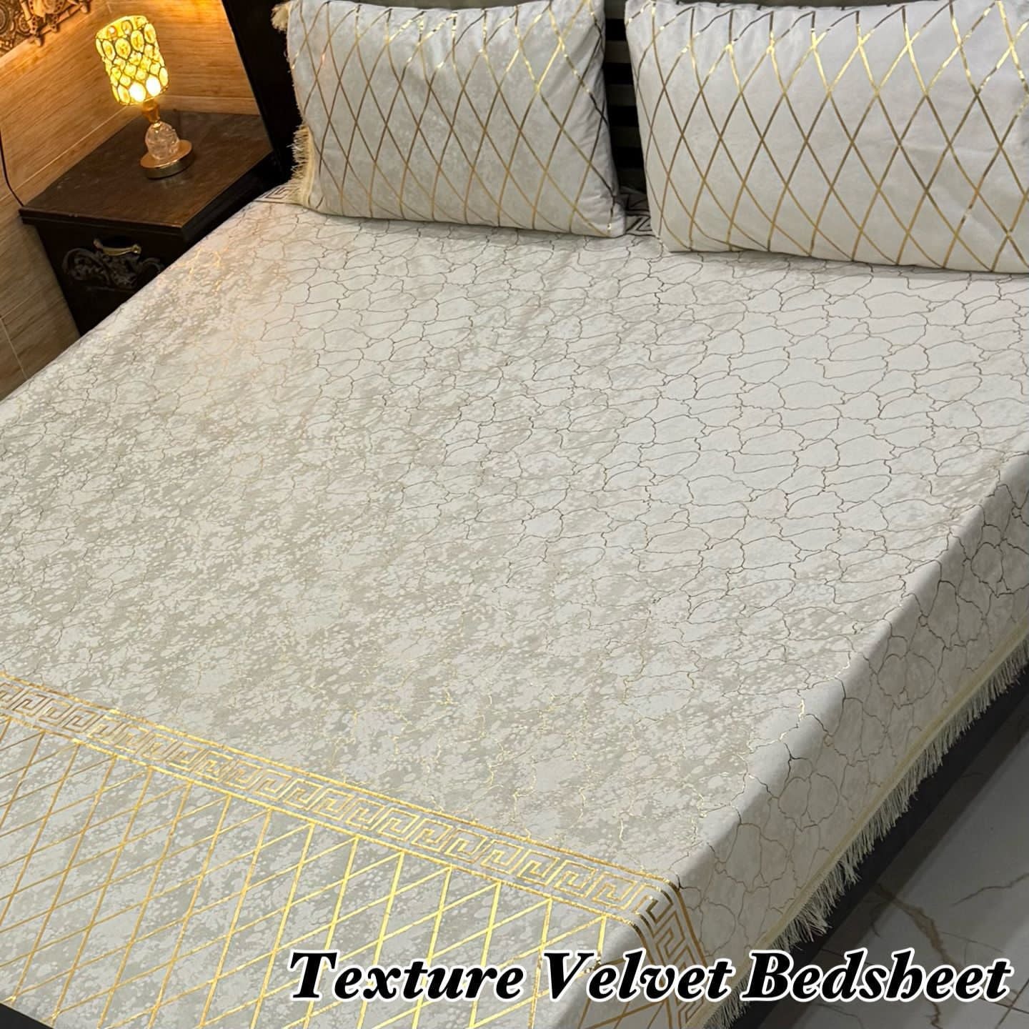 3PC Texture Velvet Bedsheet- white