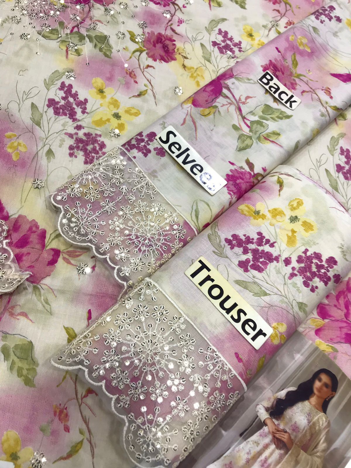 Iznik Lawn Embroidered & Printed 3 Piece Dress